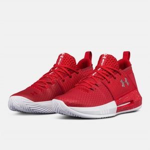 Mens tennis shoe
